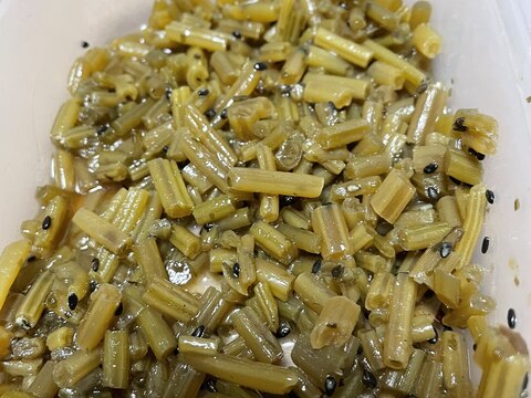 さつまいもの軸のごま 炒め